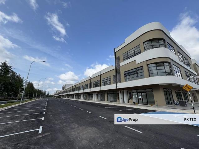 Shop for rent in Pulai, Bukit Ledang