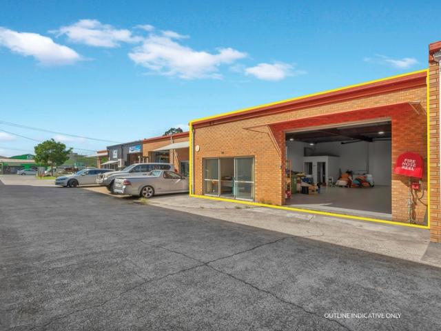Warehouse for rent in Noosaville, Queensland