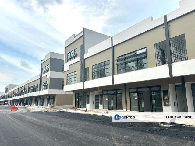 Shop for rent in Pulai, Bukit Ledang