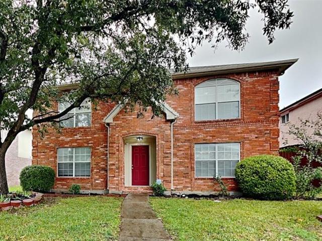 House for sale in Allen