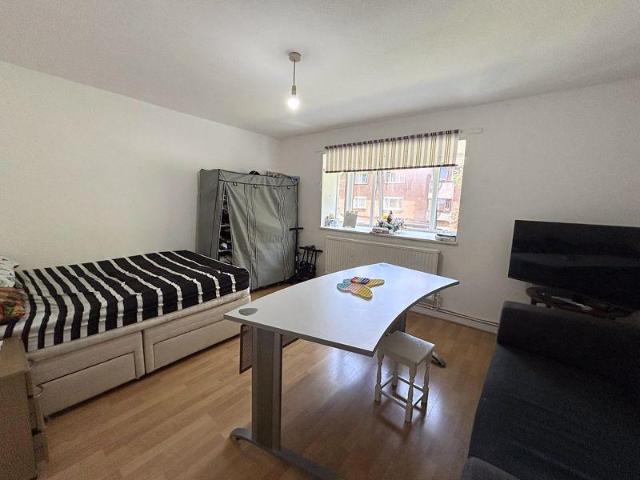 Apartment for rent in Little Bolton, Salford