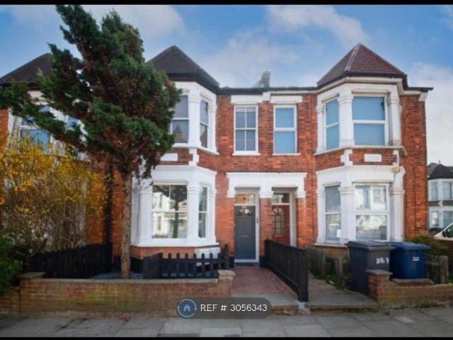 Apartment for rent in London Borough of Barnet, Greater London