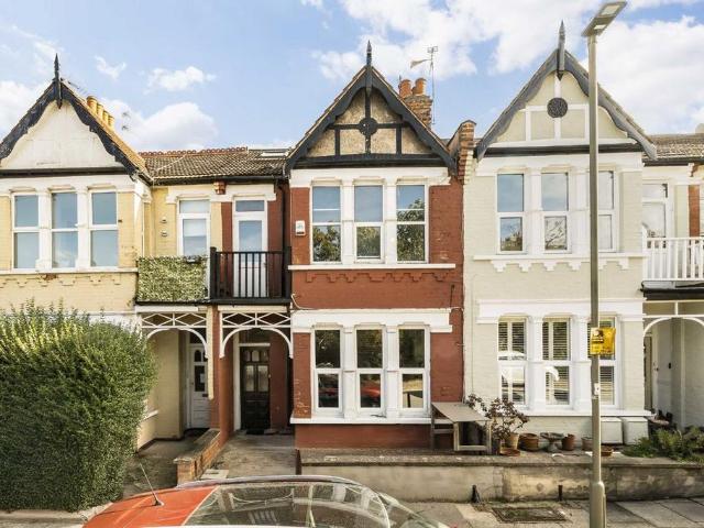 Apartment for rent in London Borough of Barnet, Greater London