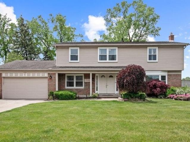 House for sale in Bloomfield Hills