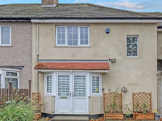 House for rent in Ardleigh Green, Greater London
