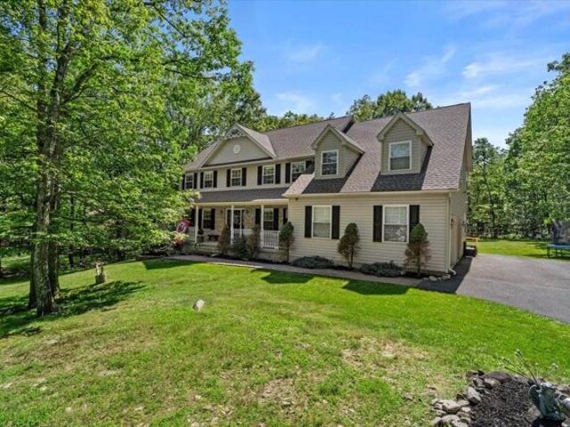 House for sale in Effort
