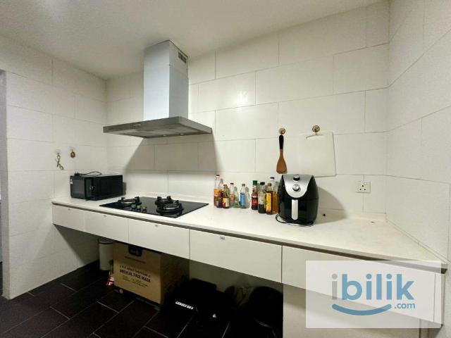 Room for rent in Petaling, Alam Impian