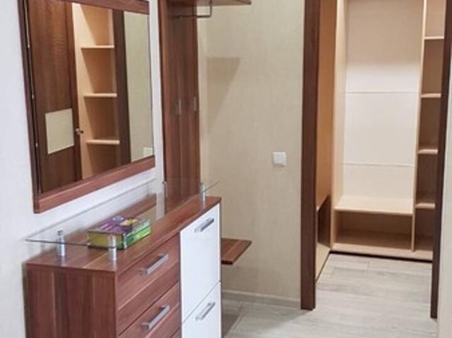 Квартира продажа в Великодолинском, Днепропетровской области