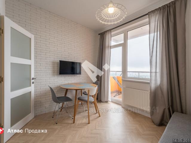 Квартира продажа в Великодолинском, Днепропетровской области
