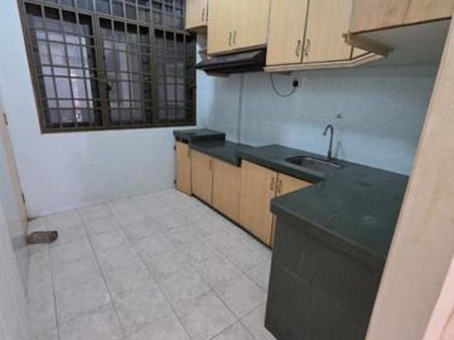 Apartment for sale in Barat Daya, George Town