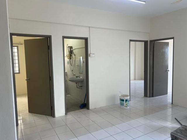 Serviced Residence for rent in Langat, Selangor
