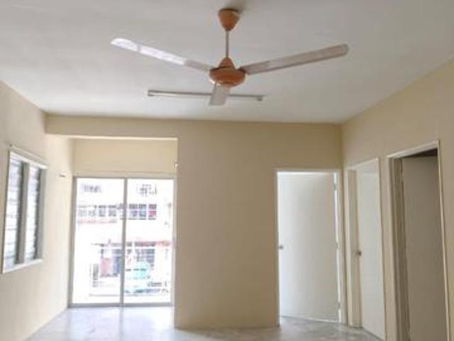 Apartment for sale in Petaling, Subang Jaya