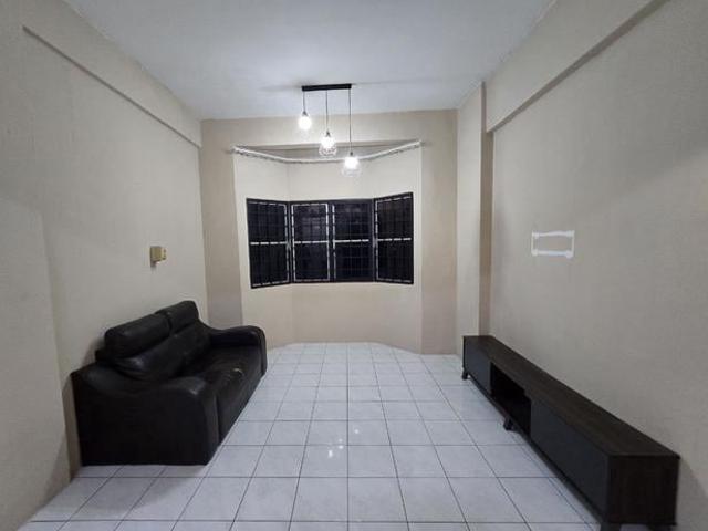 Apartment for sale in Petaling, Alam Impian