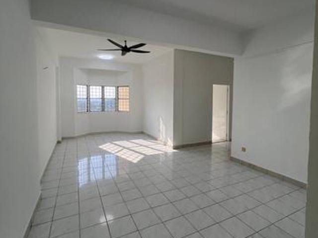 Apartment for sale in Petaling, Alam Impian