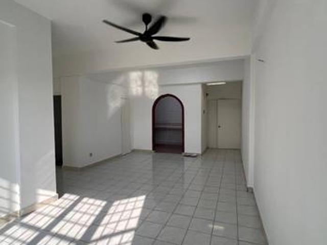Apartment for sale in Petaling, Alam Impian