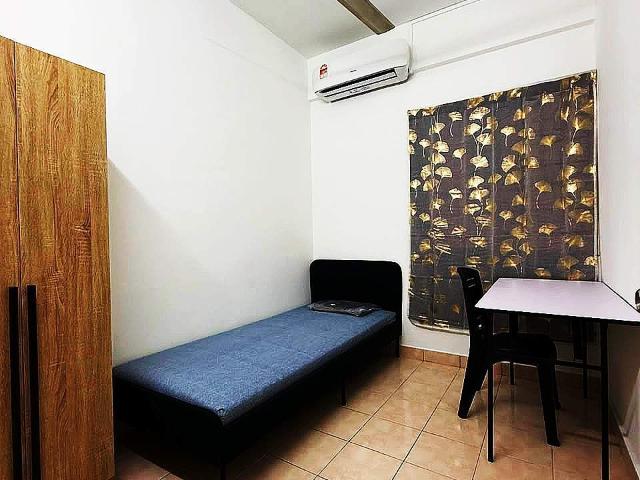 Room for rent in Petaling, Damansara Damai