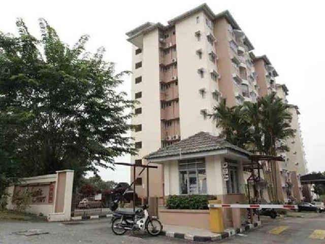 Apartment for sale in Kajang, Langat