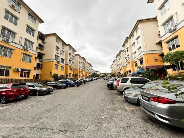 Apartment for sale in Langat, Selangor