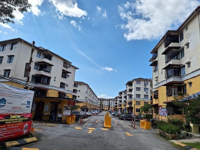 Apartment for sale in Langat, Selangor