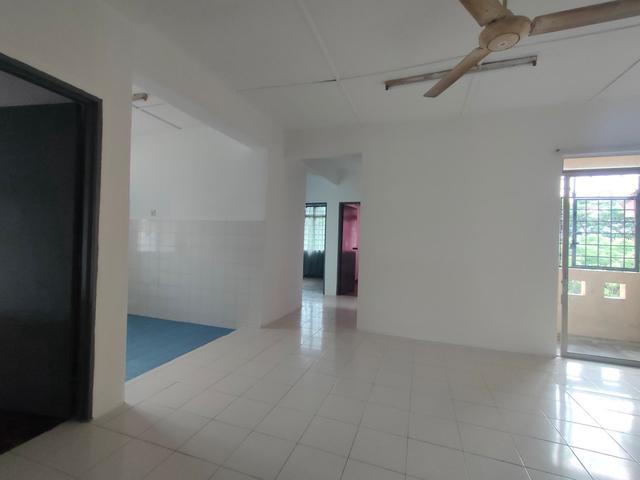 Apartment for sale in Langat, Selangor