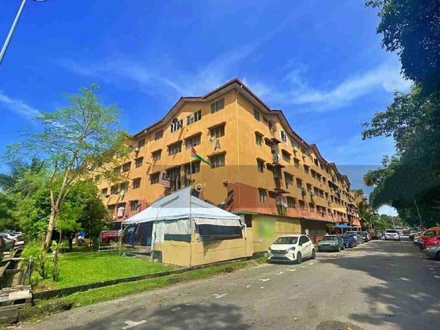 Apartment for sale in Port Klang, Selangor