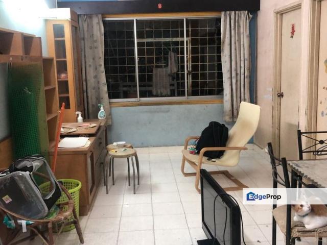 Flat for sale in Petaling, Subang Jaya
