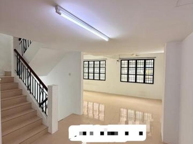 Terraced House for rent in Georgetown, Penang