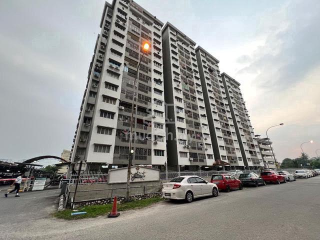 Apartment for sale in Kajang, Langat