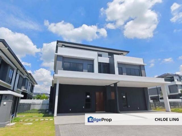 House for sale in Sendayan Village, Negeri Sembilan