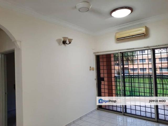 Condominium for sale in Petaling, Subang Jaya