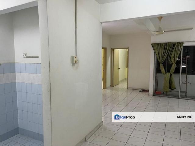 Flat for rent in Petaling, Subang Jaya