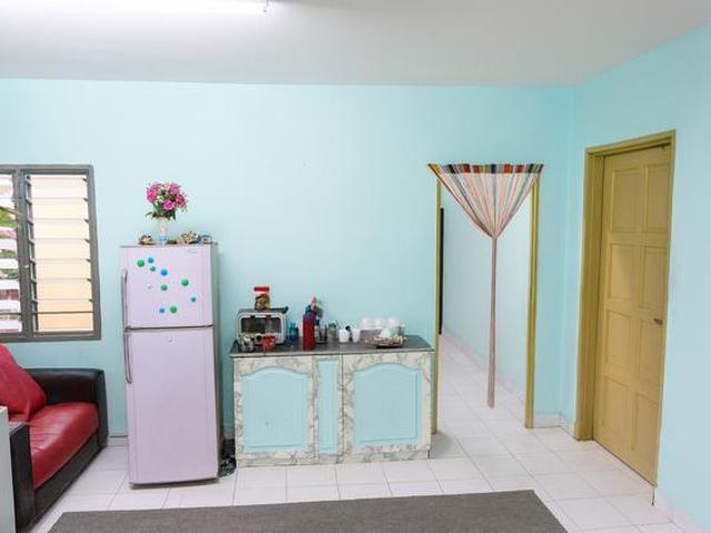 Flat for sale in Petaling, Damansara Damai