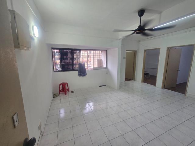 Apartment for sale in Petaling, Subang Jaya