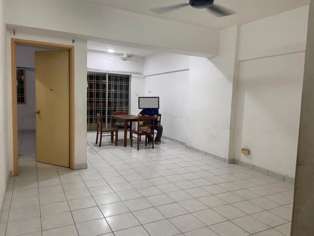 Apartment for sale in Kajang, Langat