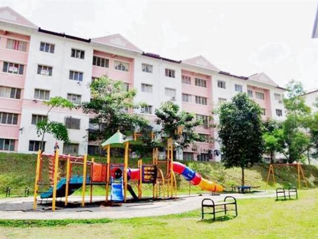 Apartment for sale in Petaling, Subang Jaya