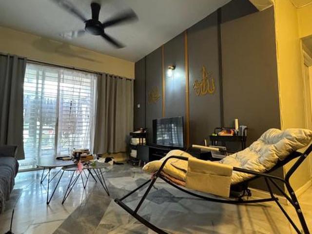 Apartment for sale in Petaling, Damansara Damai