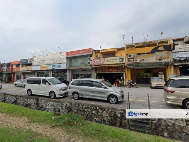 Warehouse for rent in Petaling, Damansara Damai