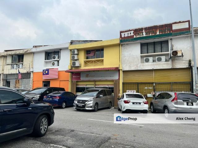 Warehouse for sale in Petaling, Damansara Damai