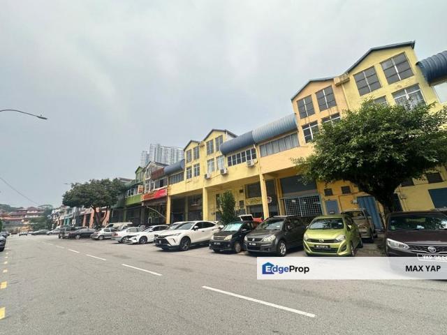 Warehouse for sale in Kepong