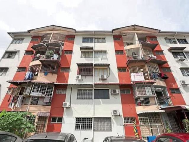 Apartment for sale in Country Heights Damansara, Kuala Lumpur