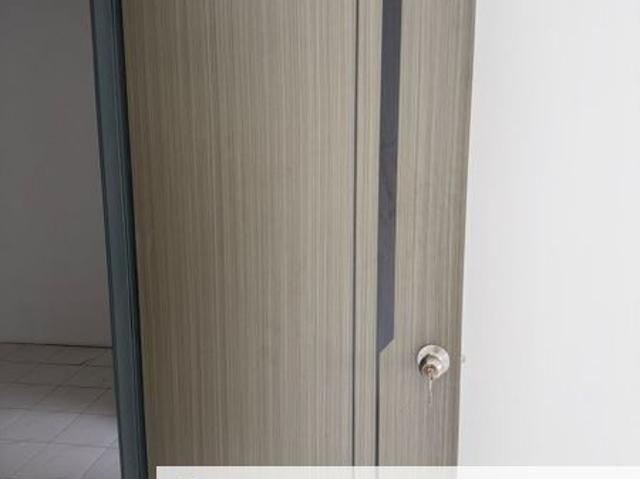 Condominium for sale in Farlim, George Town