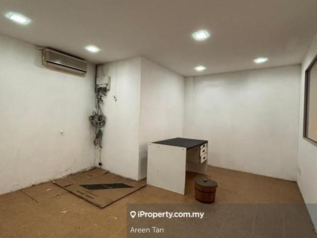 Shop for sale in Selangor