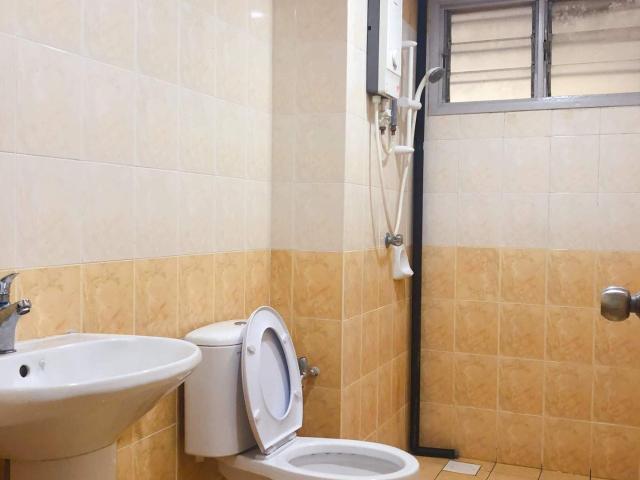 Room for rent in Country Heights Damansara, Kuala Lumpur