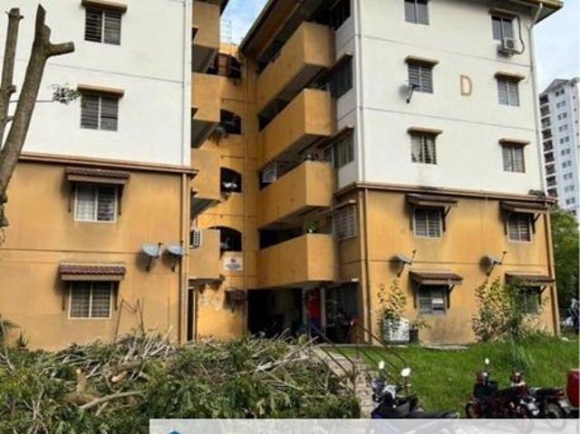 Flat for sale in Pangsapuri Seri Jati, Majlis Bandaraya Subang Jaya