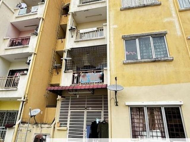 Flat for sale in Petaling, Subang Jaya