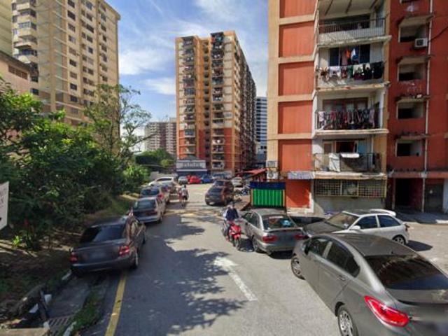 Flat for sale in Country Heights Damansara, Kuala Lumpur