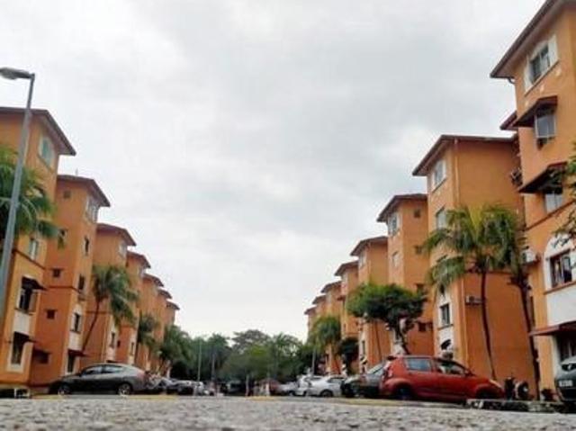Apartment for sale in Shah Alam, Petaling