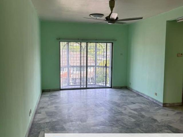 Flat for rent in Petaling, Subang Jaya