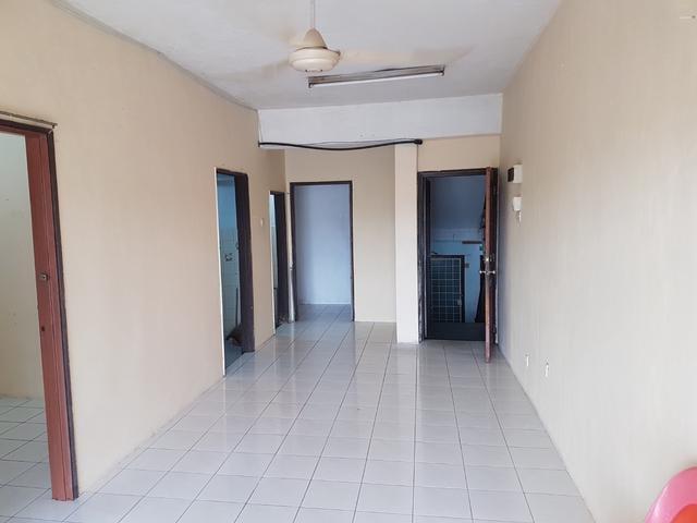 Apartment for sale in Country Heights Damansara, Kuala Lumpur