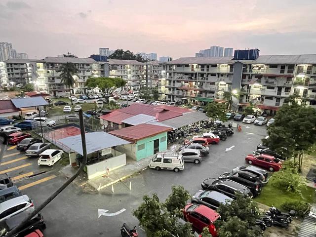 Flat for sale in Country Heights Damansara, Kuala Lumpur